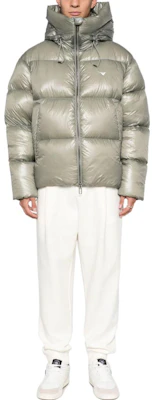 EMPORIO ARMANI FW23 Green Puffer Jacket with Logo Embroidery. 6R1B97-1NKZZ-0606 Shop EMPORIO ARMANI FW23 Green Puffer Jacket with Logo Embroidery. 6R1B97-1NKZZ-0606