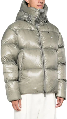 EMPORIO ARMANI FW23 Green Puffer Jacket with Logo Embroidery. 6R1B97-1NKZZ-0606 Details for EMPORIO ARMANI FW23 Green Puffer Jacket with Logo Embroidery. 6R1B97-1NKZZ-0606