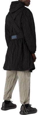 EMPORIO ARMANI FW23 可翻轉連帽拉鍊長款黑色風衣外套. 6R1LC71-NZKZ1-0999 Lookbook EMPORIO ARMANI FW23 可翻轉連帽拉鍊長款黑色風衣外套. 6R1LC71-NZKZ1-0999