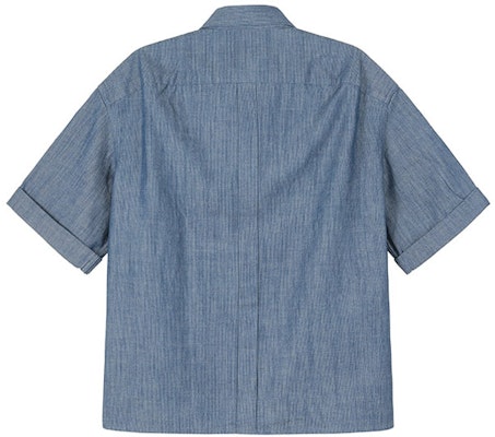 EMPORIO ARMANI FW23 Kemeja Lengan Pendek Warna Biru Solid 6R1CA6-1DRLZ-0941 Lookbook EMPORIO ARMANI FW23 Kemeja Lengan Pendek Warna Biru Solid 6R1CA6-1DRLZ-0941