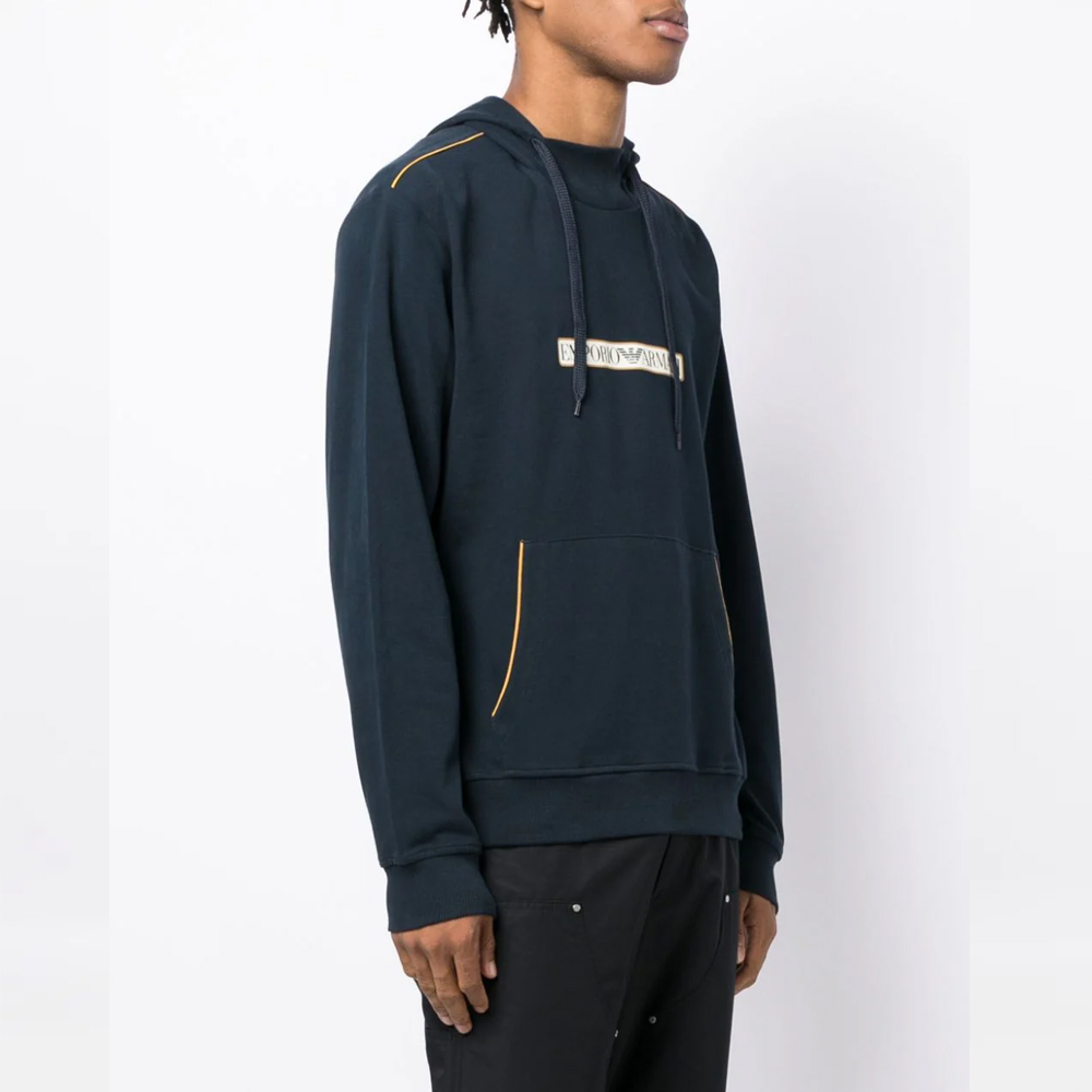 Purchase Hoodie Emporio Armani FW23 dengan Logo Huruf dan Rekaan Pullover 112052-3F573-00135