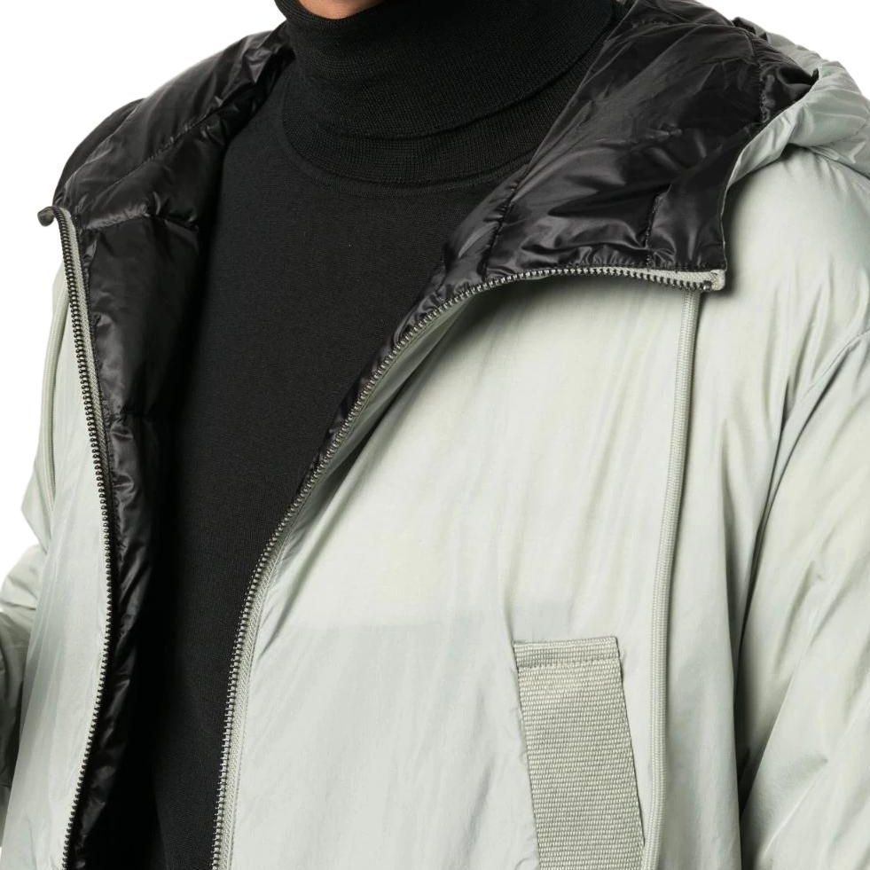 Details for Chaqueta Reversible con Capucha Emporio Armani FW23 Hombre - Verde Claro. 6R1L95-1NHMZ-06D9