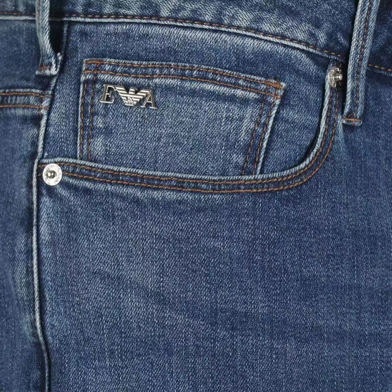 Sizing EMPORIO ARMANI FW23 Seluar Jeans Denim Kasual Lelaki Biru Zip-Washed 6R1J06-1DRHZ-0942