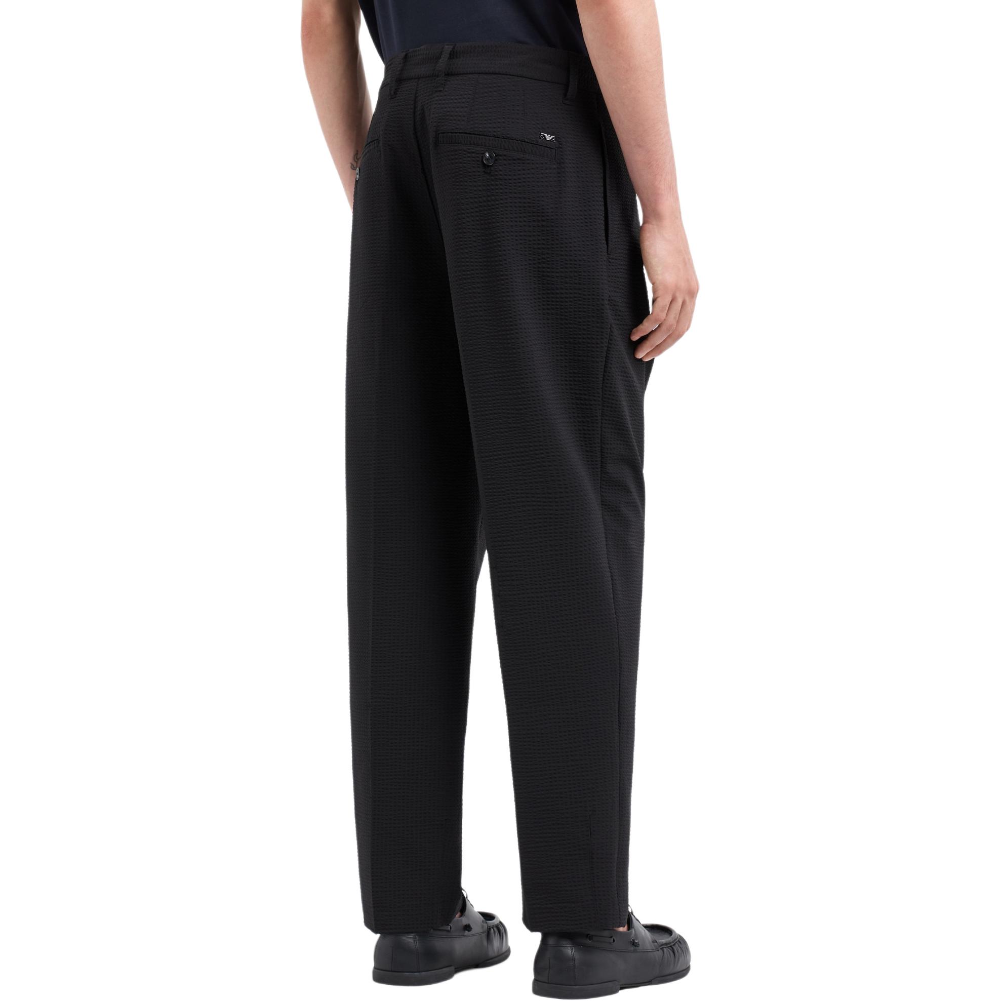 Lookbook EMPORIO ARMANI FW24 黑色弹力褶皱拉链休闲裤 6D1PH9-1NSCZ-0999