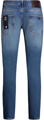 Emporio Armani FW24 修身中腰標誌補丁牛仔褲 - 藍色 6D1J06-1D67Z-0942 Lookbook Emporio Armani FW24 修身中腰標誌補丁牛仔褲 - 藍色 6D1J06-1D67Z-0942