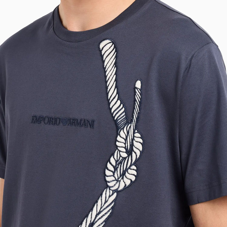 Details for Camiseta Emporio Armani FW24 Azul Marino con Logo Bordado de Manga Corta. 6D1T6U-1J7FZ-0935