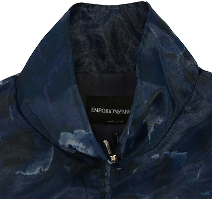 Emporio Armani Gradient High Neck Half-Zip Sweatshirt Blue 51R530-51446-010 Shop Emporio Armani Gradient High Neck Half-Zip Sweatshirt Blue 51R530-51446-010