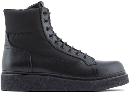 エンポリオ アルマーニ レザーラウンドトゥブーツ (ブラック) X4M376XN6071K001 Order エンポリオ アルマーニ レザーラウンドトゥブーツ (ブラック) X4M376XN6071K001