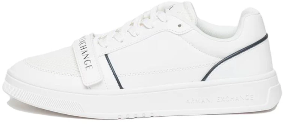 Emporio Armani Zapatillas de Cuero Bajas 'Comfort Sport Blanco' XUX168XV658S522 Buy Emporio Armani Zapatillas de Cuero Bajas 'Comfort Sport Blanco' XUX168XV658S522