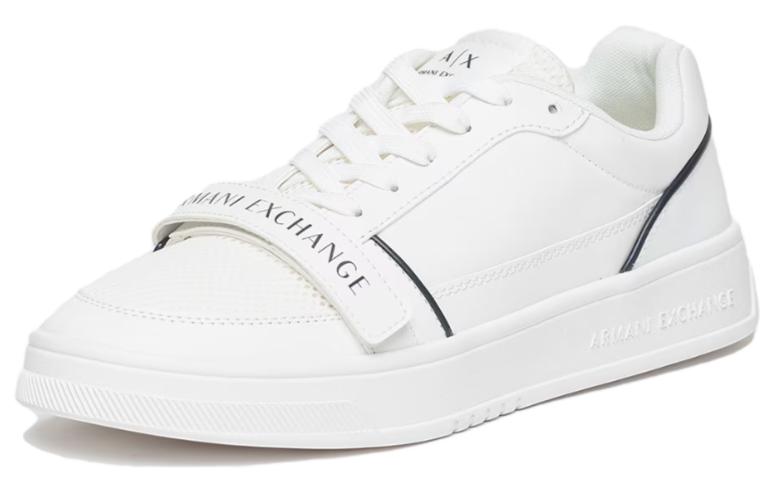 Lookbook Emporio Armani Zapatillas de Cuero Bajas 'Comfort Sport Blanco' XUX168XV658S522