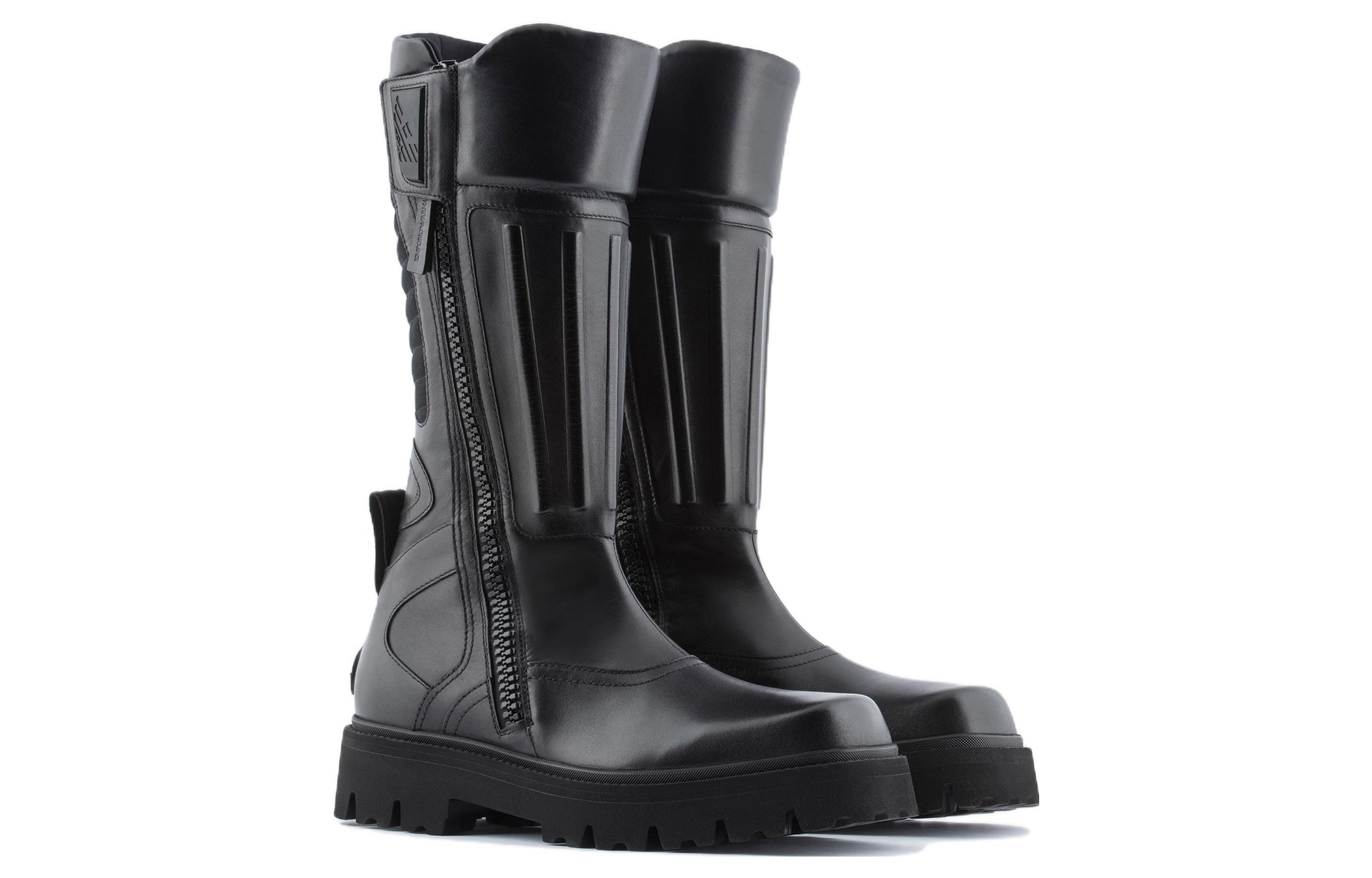 Lookbook 엠포리오 아르마니 블랙 가죽 스퀘어토 부츠 X4N015XN6131K001