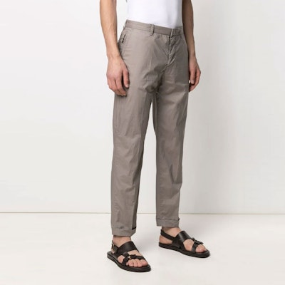 EMPORIO ARMANI 轻便褶皱直筒休闲裤 棕色 3K1PN61-NWWZ-0144 Shop EMPORIO ARMANI 轻便褶皱直筒休闲裤 棕色 3K1PN61-NWWZ-0144