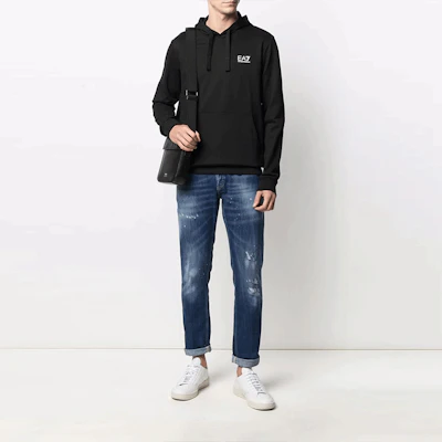 엠포리오 아르마니 로고 후디 블랙 드로스트링 풀오버 8NPM04-PJ05Z-1200 Lookbook 엠포리오 아르마니 로고 후디 블랙 드로스트링 풀오버 8NPM04-PJ05Z-1200