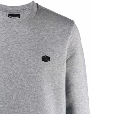 安普里奥·阿玛尼标志补丁灰色圆领卫衣 8N1MD1-1JHSZ-0630 Sizing 安普里奥·阿玛尼标志补丁灰色圆领卫衣 8N1MD1-1JHSZ-0630