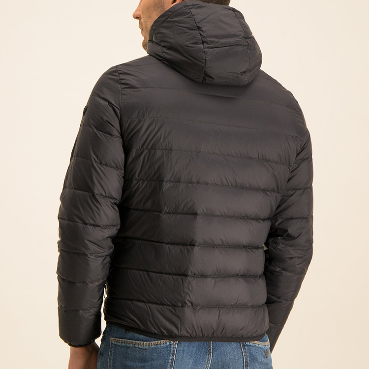 Sizing EMPORIO ARMANI Chaqueta Acolchada Reversible de Nylon Negro/Azul 8N1B51-1NJMZ-0999