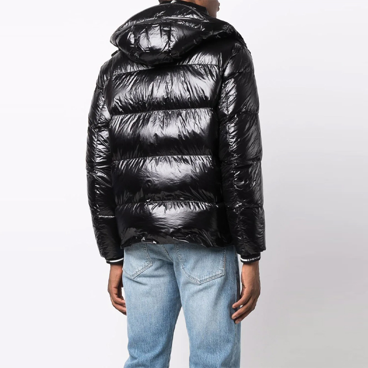 Details for Emporio Armani Chaqueta Negra Brillante con Capucha y Relleno de Plumas 6K1B88-1NPDZ-0999