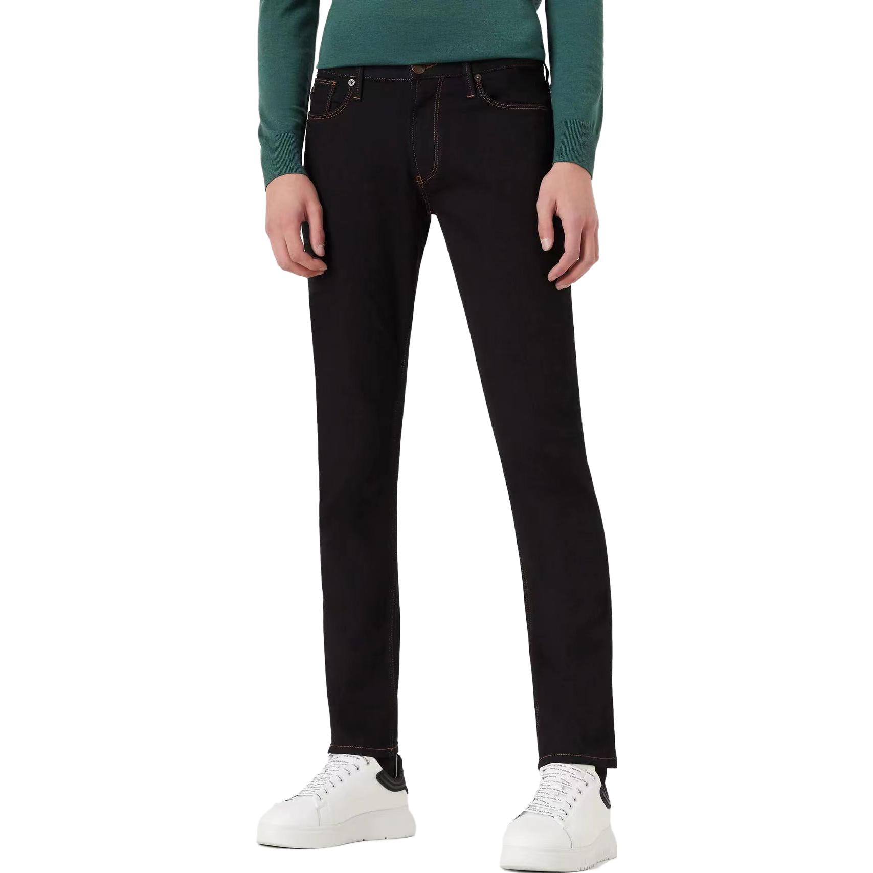 Shop Emporio Armani 鷹標直筒修身牛仔褲 - 深藍色 8N1J06-1D5QZ-0941