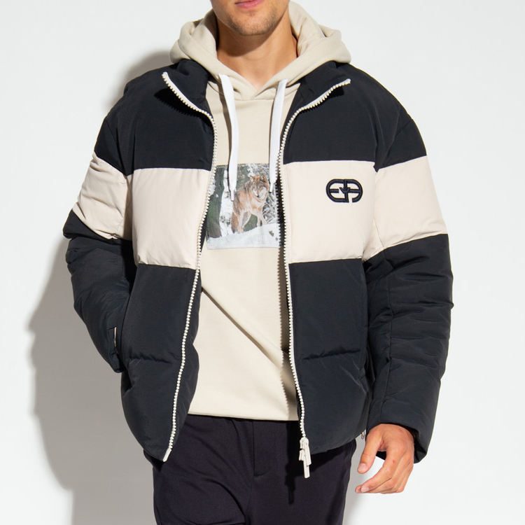 Shop EMPORIO ARMANI SS22 黑色拼接寬鬆版冬季羽絨外套 6L1BL7-1NKZZ-999