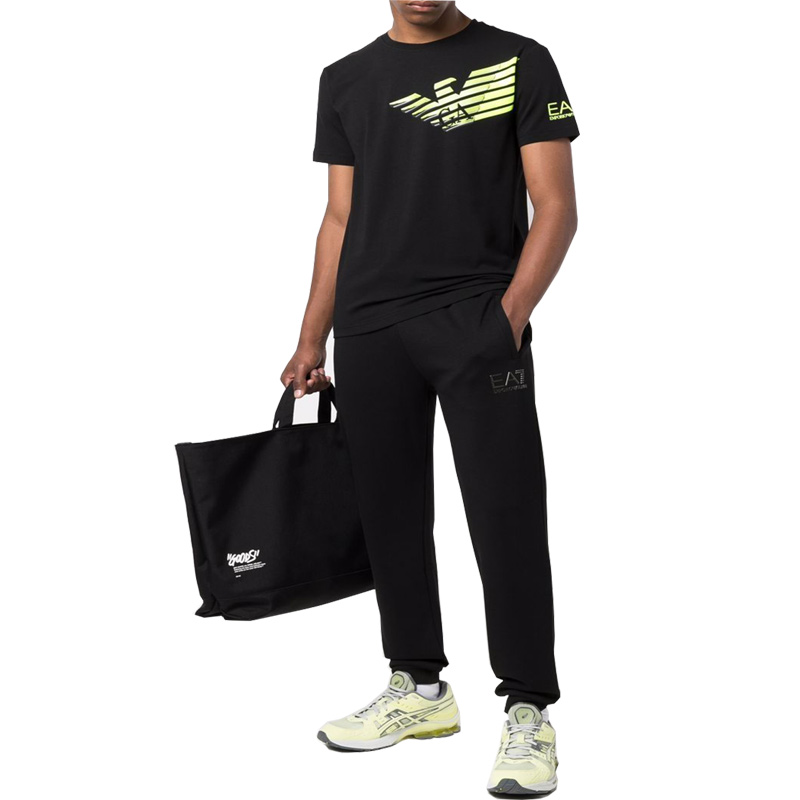 Lookbook EMPORIO ARMANI 黑色标志短袖T恤 SS22款 6KPT32-PJ9TZ-1200