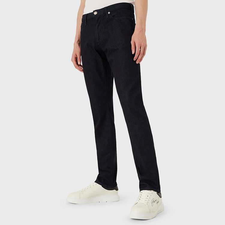 Emporio Armani SS22  Mid-Rise Tapered Jeans - Dark Blue. 8N1J06-1G19Z-0941 圖 4