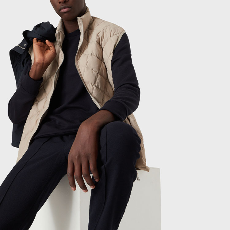 Details for エンポリオアルマーニ SS22 フーデッドパファージャケット ネイビーブルー 2点セット 3L1BG4-1NTHZ-0920