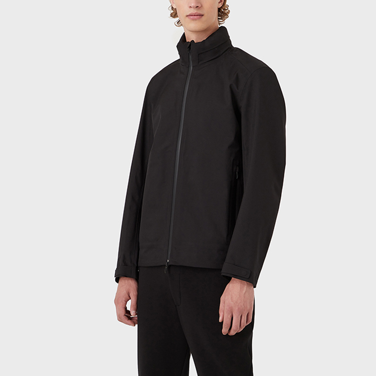 Shop 엠포리오 아르마니 SS22 트래블 필수품 블랙 집업 자켓 3L1BH01NTMZ-0999