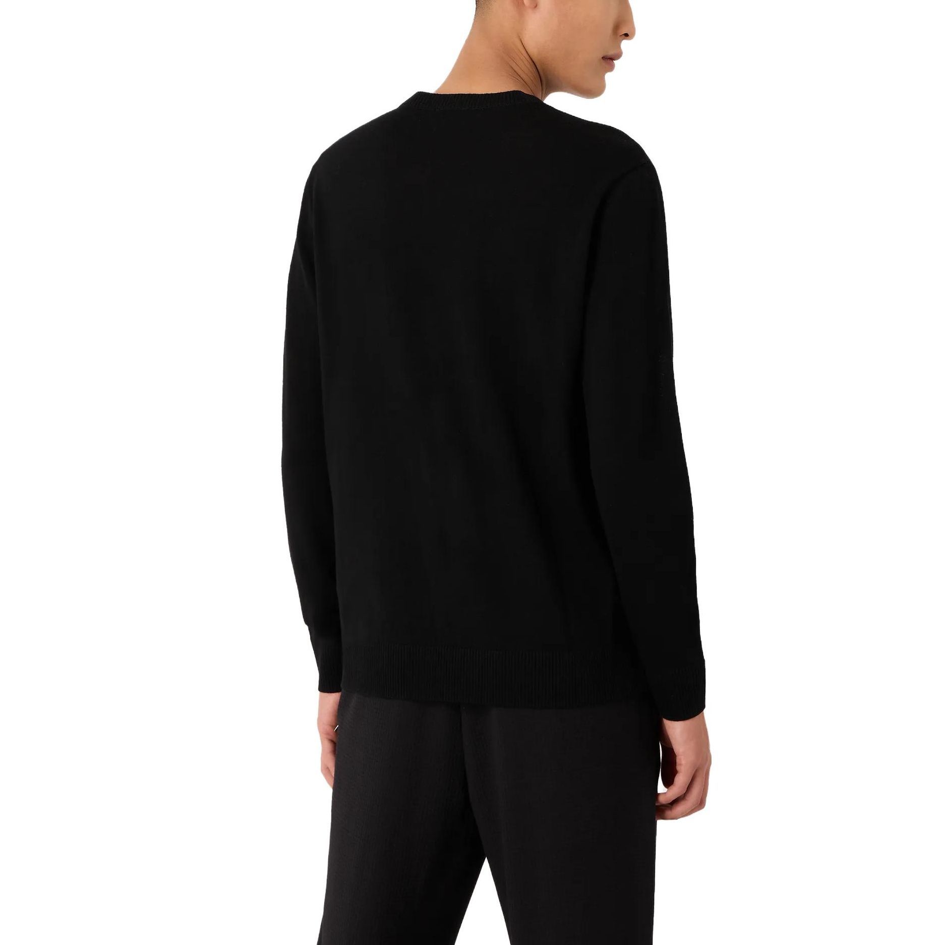 Purchase エンポリオ・アルマーニ SS23 ロゴ刺繍入りブラッククルーネックセーター. 3R1MXN1-MEYZ1-0999