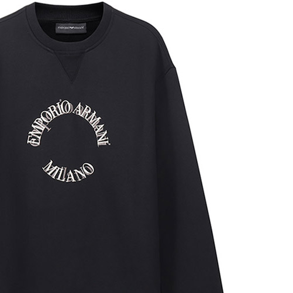 Sizing 엠포리오 아르마니 SS23 블랙 로고 자수 스웻셔츠. 6L1MC3-1JQNZ-0031