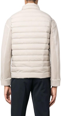 EMPORIO ARMANI SS23 棕色标志纯色拉链马甲. 8N1BQ1-1NLRZ-0135 Shop EMPORIO ARMANI SS23 棕色标志纯色拉链马甲. 8N1BQ1-1NLRZ-0135