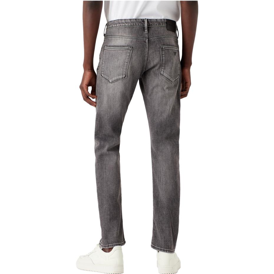 Purchase Emporio Armani SS23 Jeans Hitam Low-Waist Slim Fit Distressed Washed. 3R1J06-1D0CZ-0006