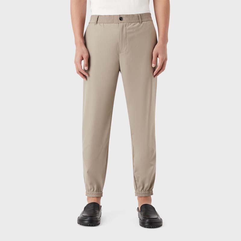 Lookbook Emporio Armani SS23 高腰束脚裤卡其色. 3R1PC0-1NRBZ-0144