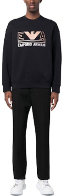 エンポリオアルマーニ SS23 ロゴ刺繍 クルーネック スウェットシャツ ネイビーブルー 3R1MBT-1JHSZ-09K5 Lookbook エンポリオアルマーニ SS23 ロゴ刺繍 クルーネック スウェットシャツ ネイビーブルー 3R1MBT-1JHSZ-09K5