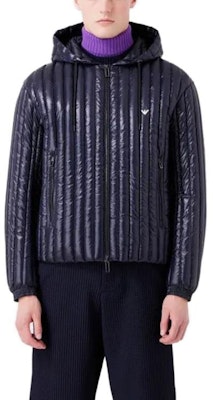 EMPORIO ARMANI SS23 Chaqueta Acolchada con Capucha Azul Marino Cremallera. 6R1B791-NKZZ1-0920 Shop EMPORIO ARMANI SS23 Chaqueta Acolchada con Capucha Azul Marino Cremallera. 6R1B791-NKZZ1-0920
