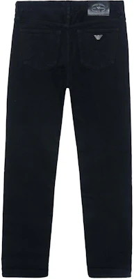 Emporio Armani SS23 修身直筒黑色牛仔裤带拉链口袋 3R1J75-1DQIZ-0005 Lookbook Emporio Armani SS23 修身直筒黑色牛仔裤带拉链口袋 3R1J75-1DQIZ-0005