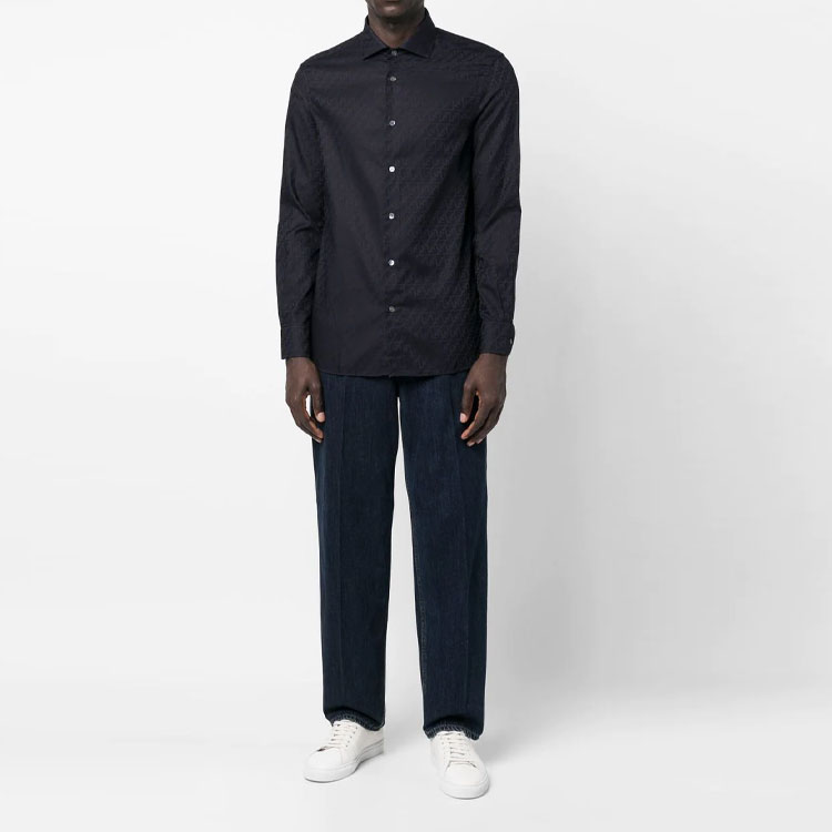 Lookbook EMPORIO ARMANI SS23 Kemeja Lengan Panjang Biru Dongker Navy Solid Button-Up 3R1C86-1K0DZ-F9A8