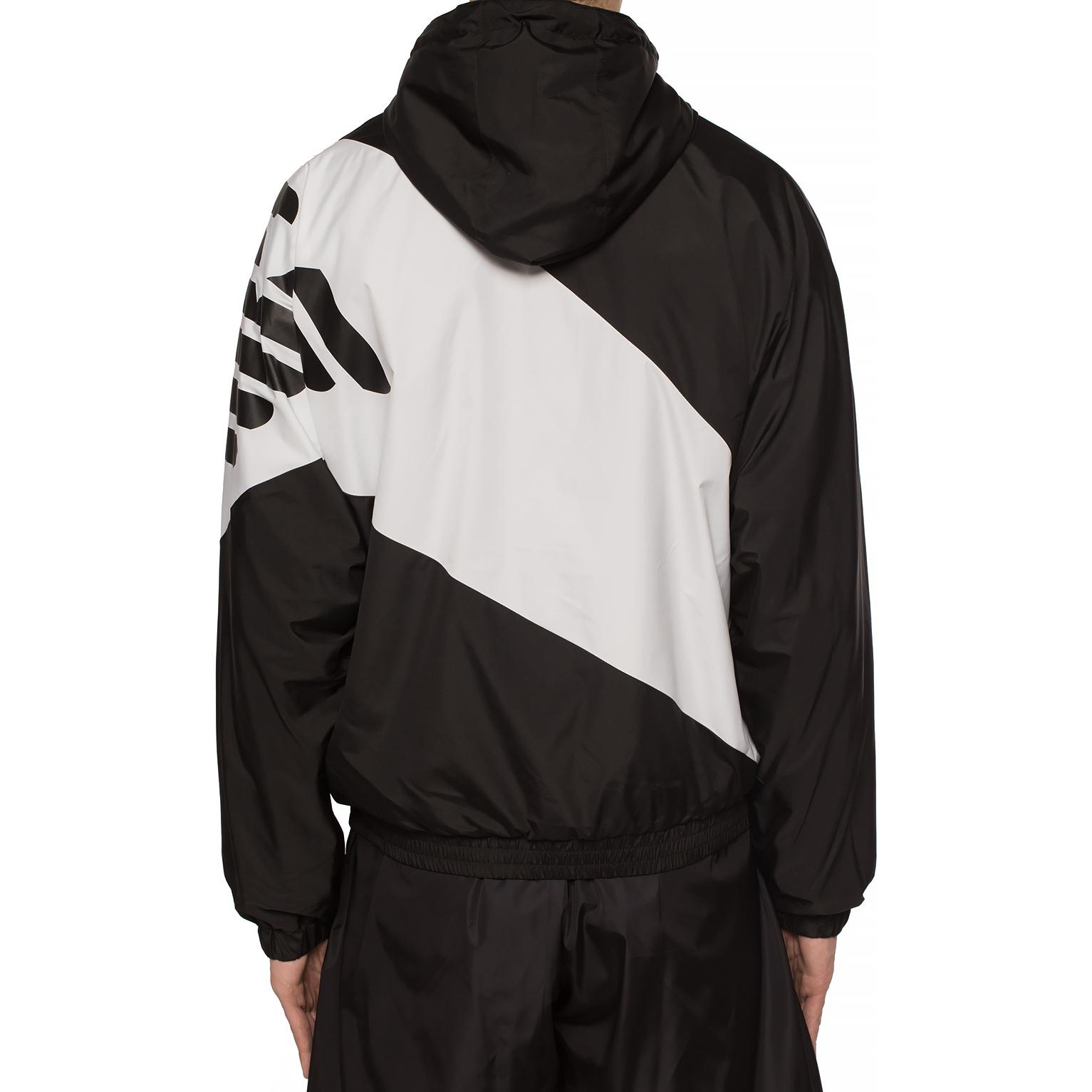 Shop エンポリオ アルマーニ SS23 カラーブロック ジップ フーディ ジャケット マルチカラー 3H1B92-1NSFZ-F008