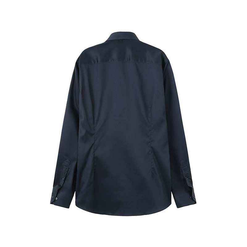 Lookbook EMPORIO ARMANI SS24 Camisa Azul Marino de Manga Larga con Botón Frontal 01CN5L-0BC33-920