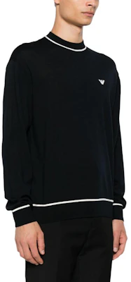 EMPORIO ARMANI SS24 Suéter Holgado Negro Hombre Logo Tejido con Ribete Contraste. 6D1MXH-1MJLZ-F036 Purchase EMPORIO ARMANI SS24 Suéter Holgado Negro Hombre Logo Tejido con Ribete Contraste. 6D1MXH-1MJLZ-F036