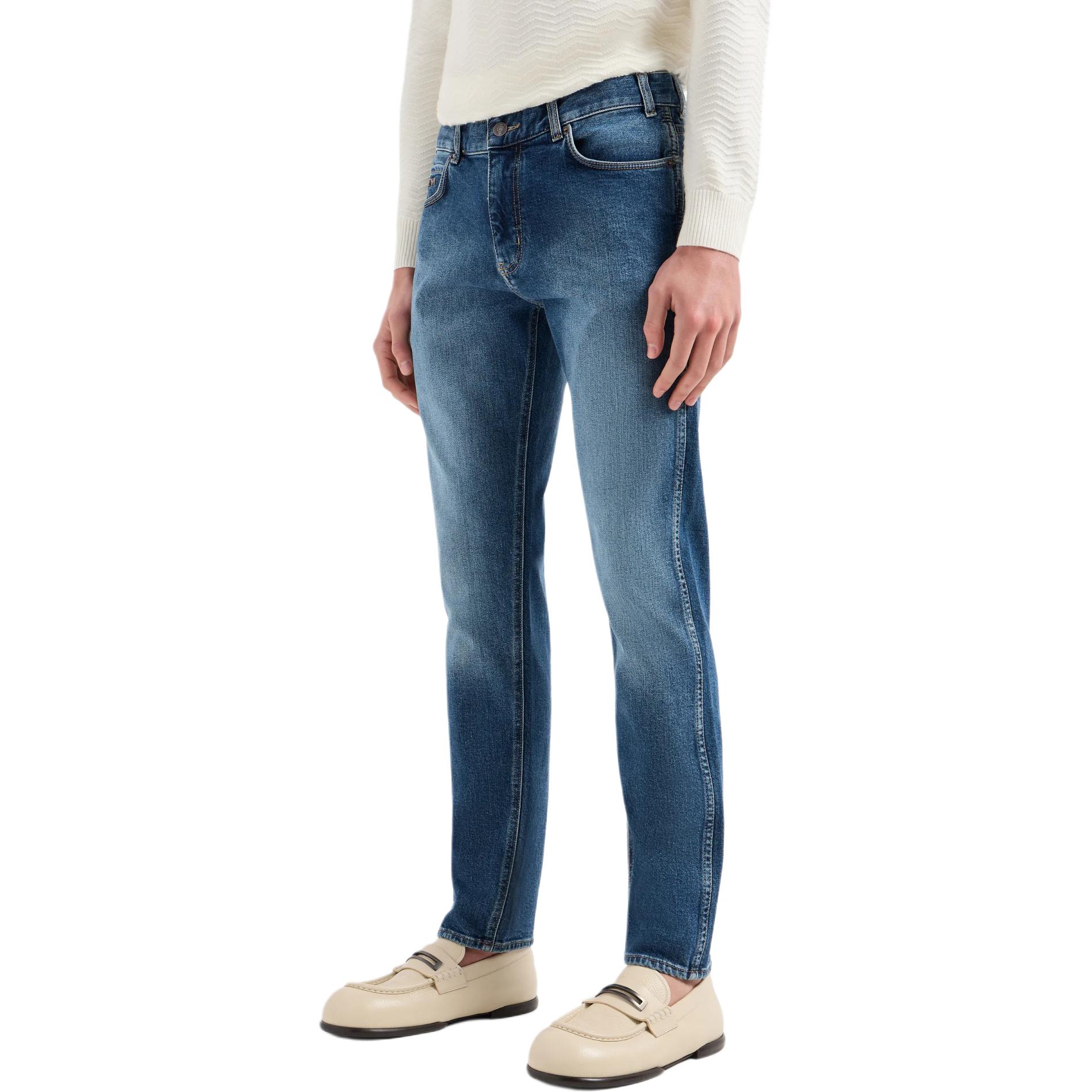 Details for EMPORIO ARMANI SS24 漸層修身低腰錐形牛仔褲 男款 藍色 3D1J16-1D12Z-0942