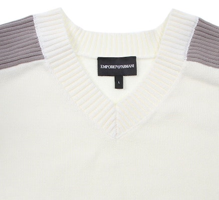 エンポリオアルマーニ SS24 ロゴ ニット Vネック カジュアル ベスト メンズ オフホワイト 3D1MXU-1MQDZ-0128 Details for エンポリオアルマーニ SS24 ロゴ ニット Vネック カジュアル ベスト メンズ オフホワイト 3D1MXU-1MQDZ-0128