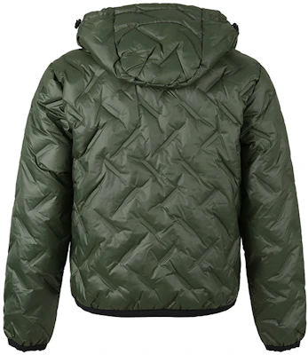 EMPORIO ARMANI Chaqueta Sostenible ARDOR 7 para Hombre con Capucha Verde Oscuro 6RPB64-PN8MZ-1845 Lookbook EMPORIO ARMANI Chaqueta Sostenible ARDOR 7 para Hombre con Capucha Verde Oscuro 6RPB64-PN8MZ-1845