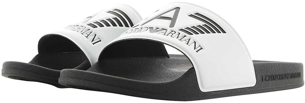 Sandal Jepit Emporio Armani 'Hitam Putih' XCP001XCC22Q737 Lookbook Sandal Jepit Emporio Armani 'Hitam Putih' XCP001XCC22Q737