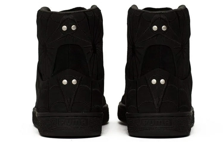 Shop En Noir x Puma Suede Classic 'Negro' 366319-01