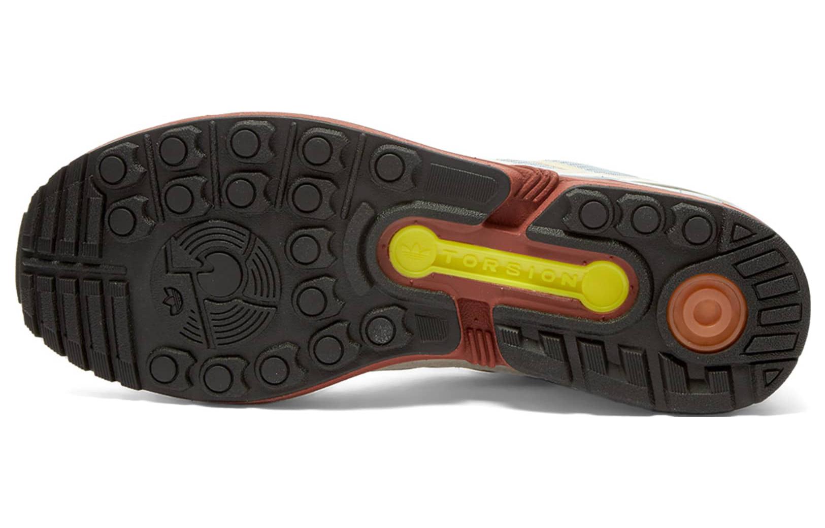 Shop END. x 아디다스 ZX 9000 '킬른' (END. x Adidas ZX 9000 'Kiln') FW5022