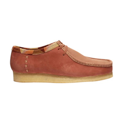 END. Clarks Wallabee 'Artisan Craft Pack - Pink'