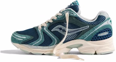 END. x Saucony ProGrid Triumph 4 'Nessie' S70874-1 END. x Saucony ProGrid Triumph 4 'Nessie' S70874-1