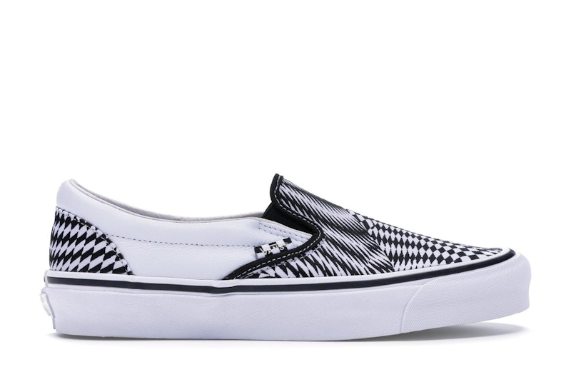 END. x Vans Slip-On LX 'Vertigo' VN0A32QNSZ6
