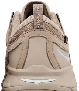 Engineered Garments x HOKA Tor Ultra Low 'Simply Taupe' Warna Talp yang Elegan 1102502-SITA Sizing Engineered Garments x HOKA Tor Ultra Low 'Simply Taupe' Warna Talp yang Elegan 1102502-SITA