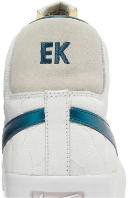 Eric Koston x Nike SB Blazer Mid DO9399-100 Sizing Eric Koston x Nike SB Blazer Mid DO9399-100