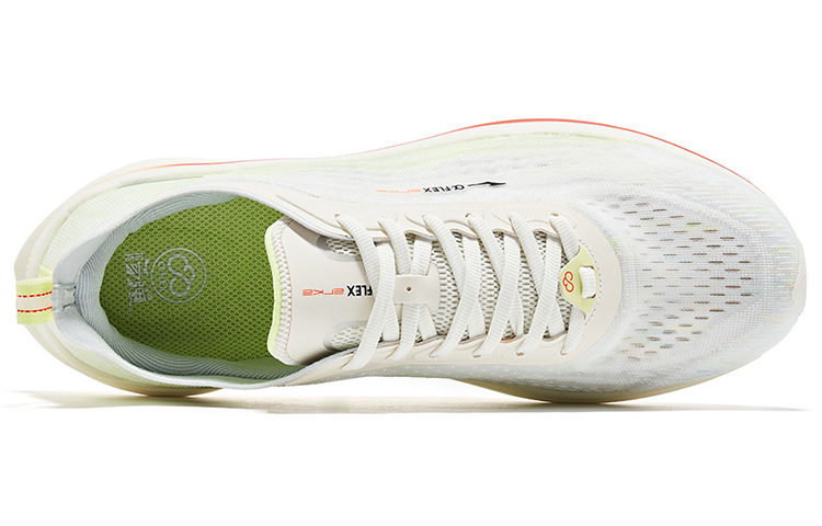 Lookbook 鴻星爾克 奇彈3.0 耐磨 低筒 跑步鞋 男款 白綠 舒適